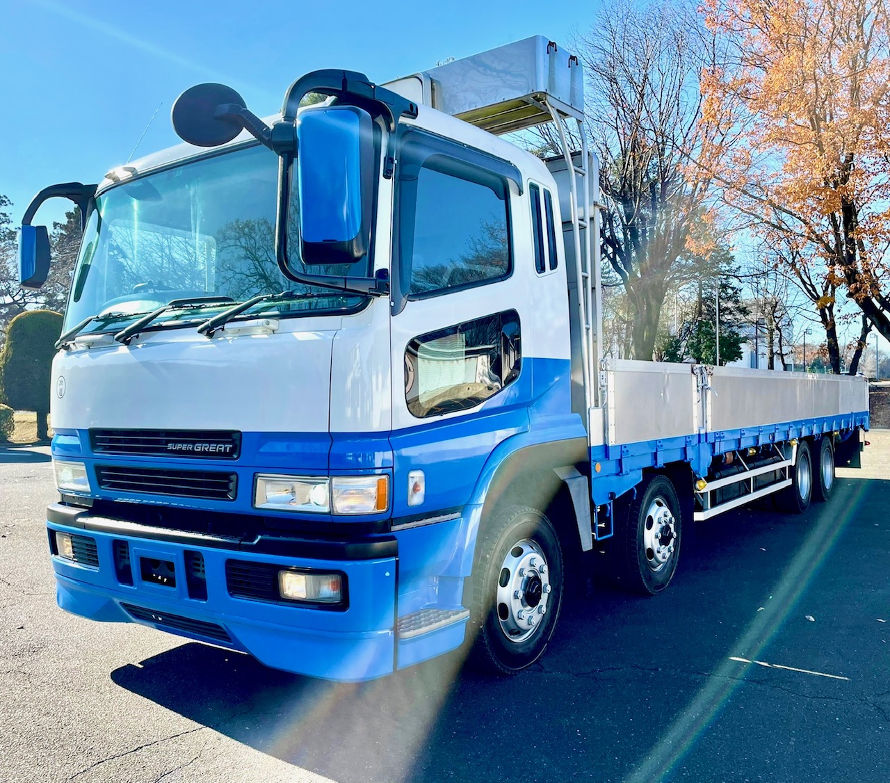 三菱　スーパーグレート　平ボディ　積載14.100ｋｇ　　満タン車検　